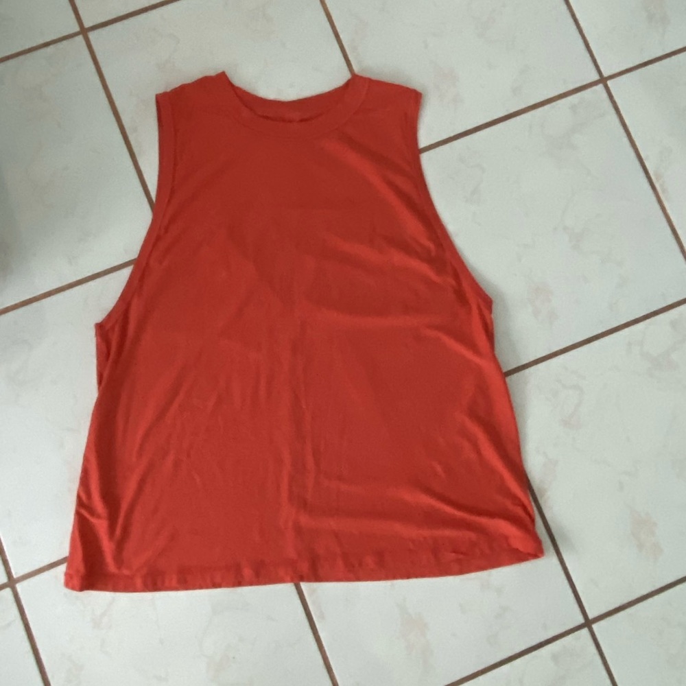 COPY - Lululemon sleeveless top